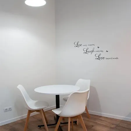 מלון דירות Antresol