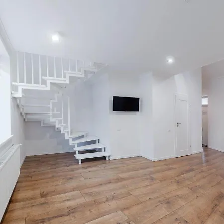 Antresol 3* إلفيف