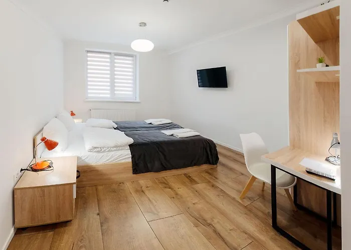 Antresol Apartmanhotel Lviv